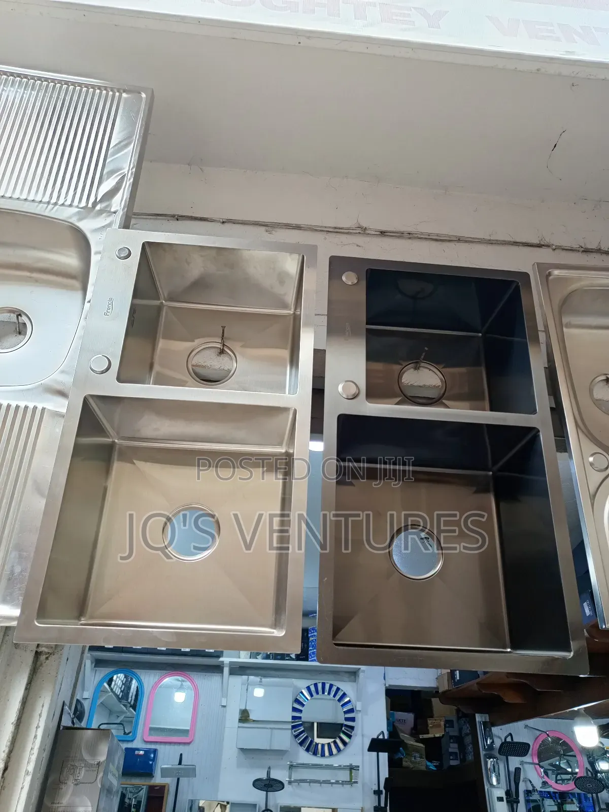Armless Kitchen Sink