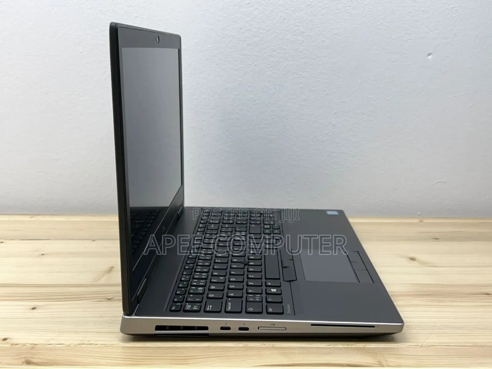 Laptop Dell Precision 7560 32GB Intel Xeon SSD 512GB