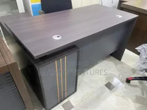 Office Table / Desk