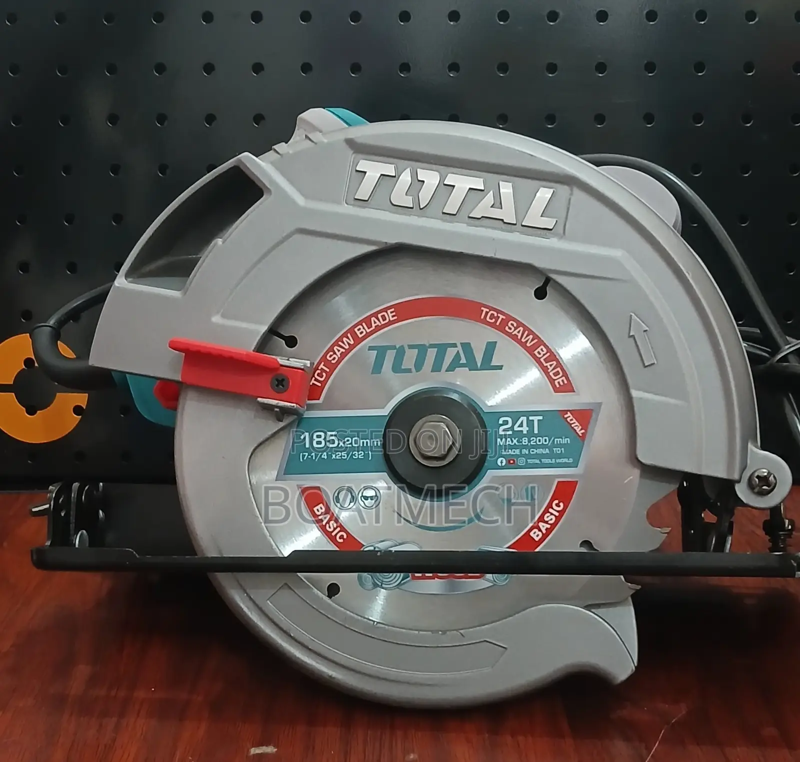 Total Circular Saw 1600W - 185mm