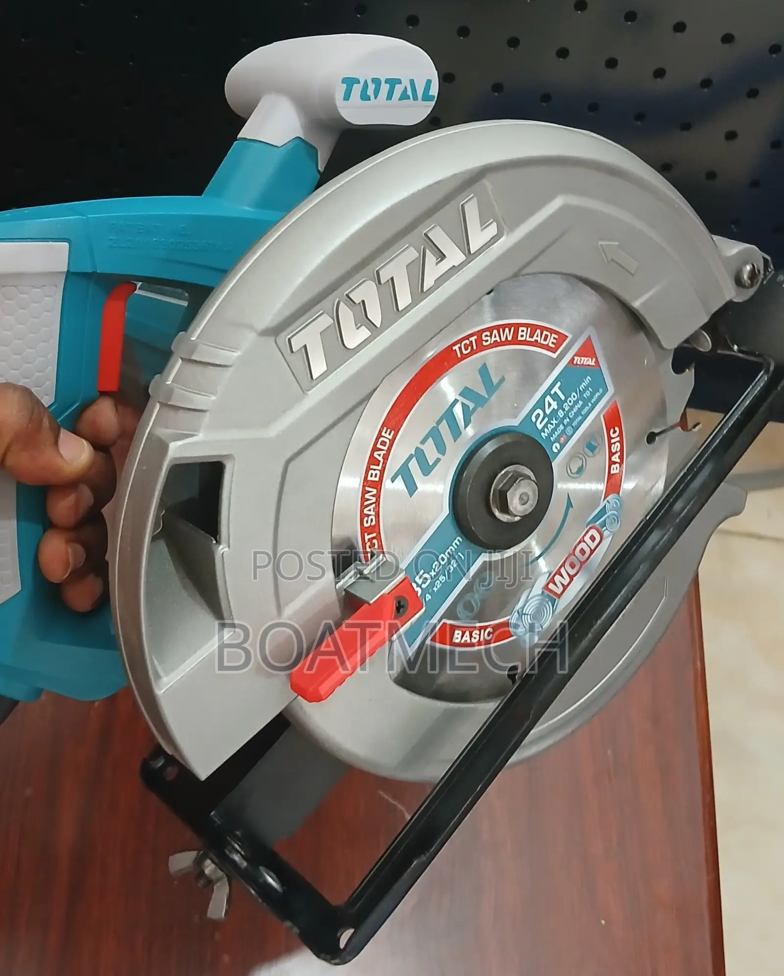 Total Circular Saw 1600W - 185mm