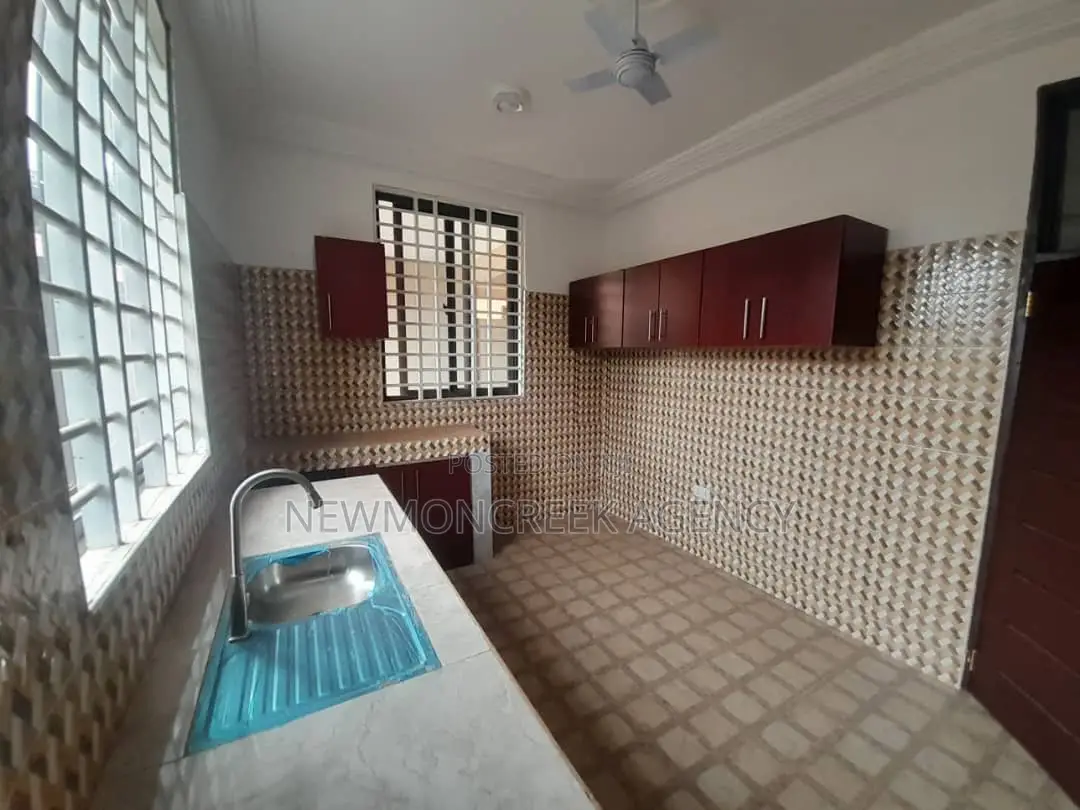 2bdrm Apartment in Oyibi Police Stat, Accra Metropolitan for rent