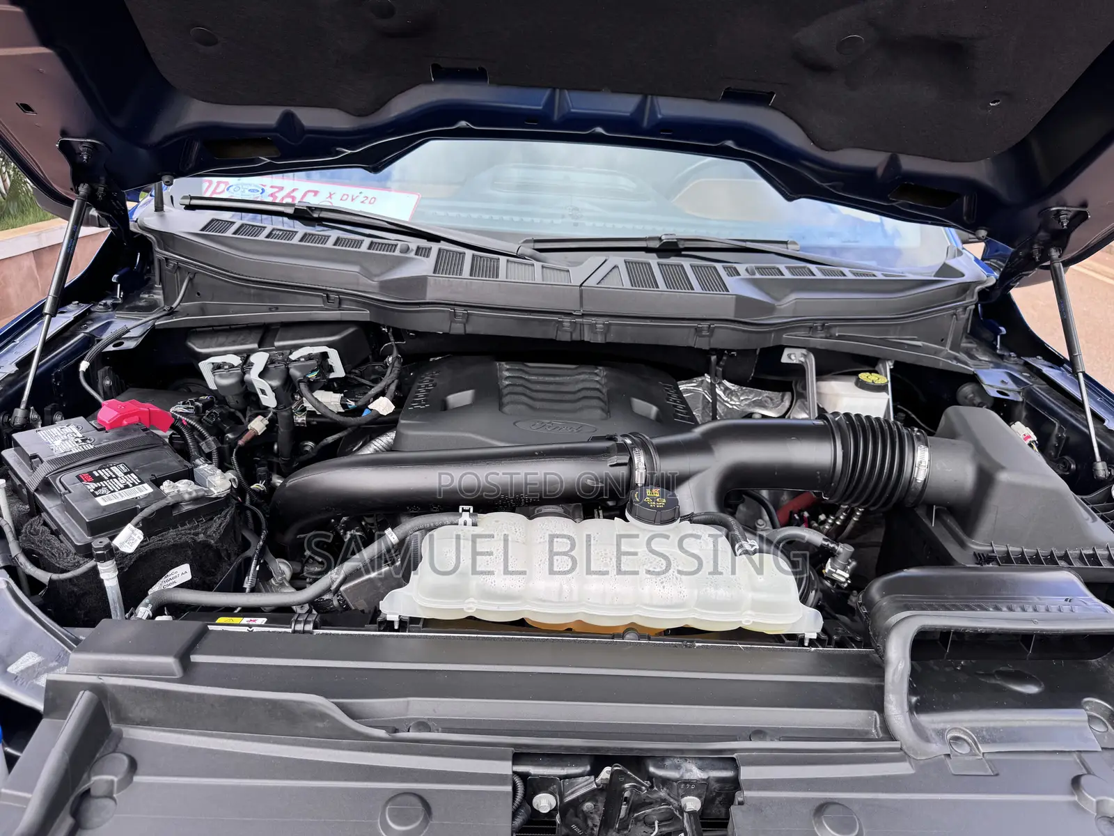 Ford F-150 LARIAT 2022 Blue