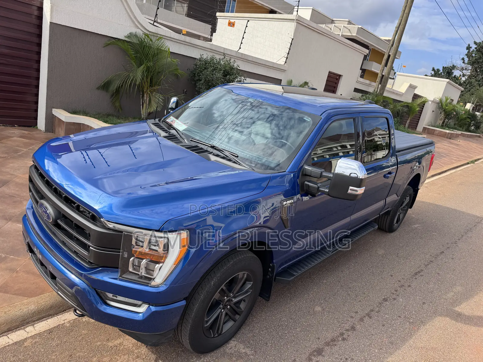 Ford F-150 LARIAT 2022 Blue