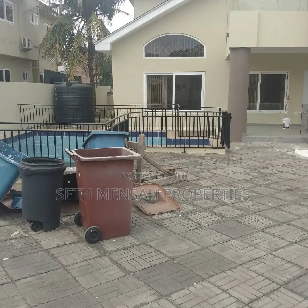 4bdrm House in Skm, Airport Residential Area for rent