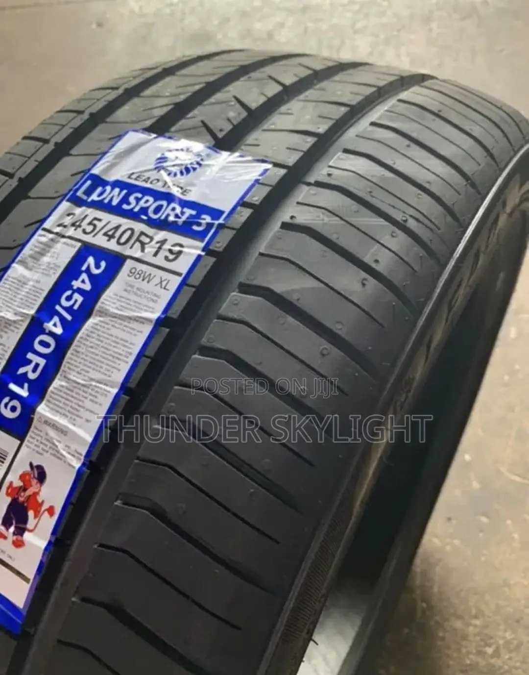 245/40r19 Sport Tire Leao