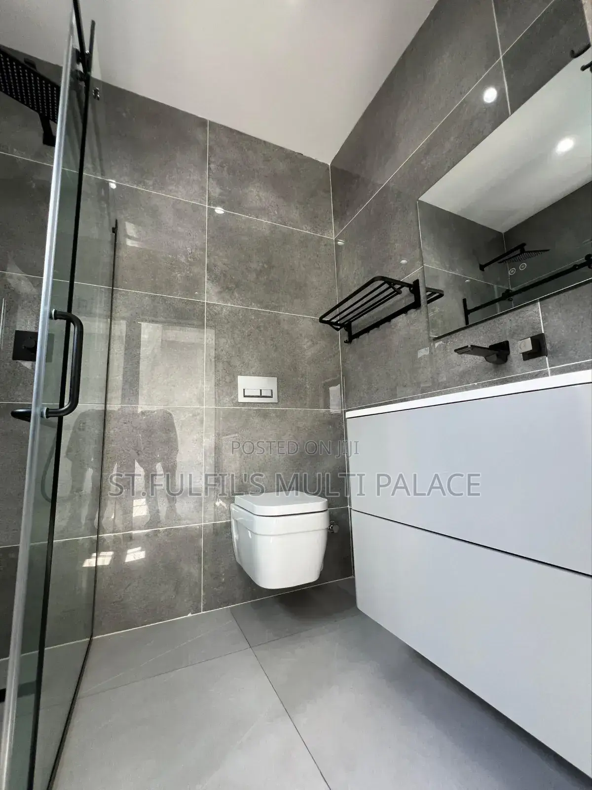 4bdrm House in East Legon for sale