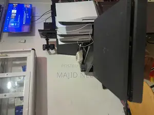 Home Used Playstation 4 Slim