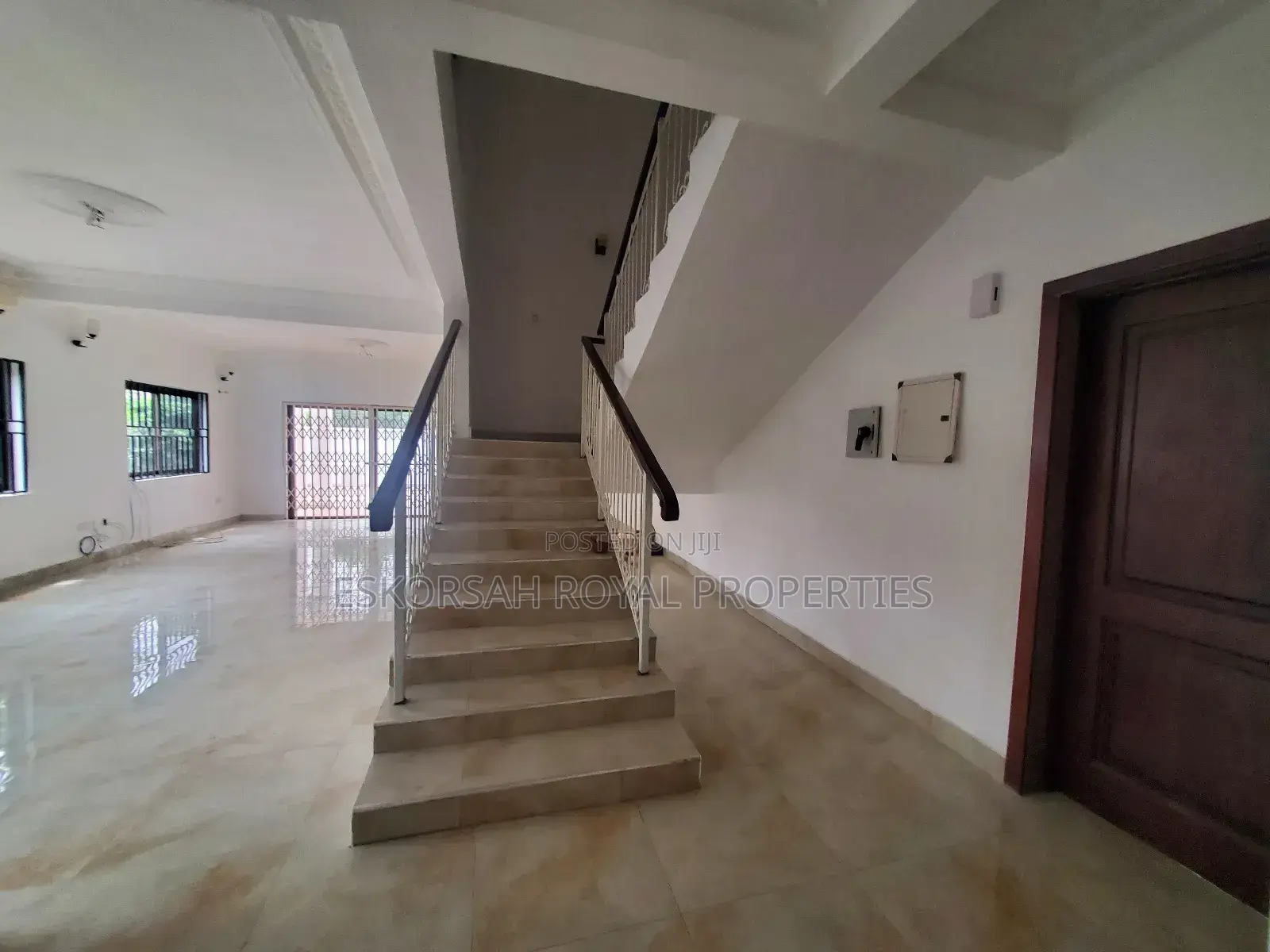 4bdrm House in Trasacco, Adjiriganor for rent