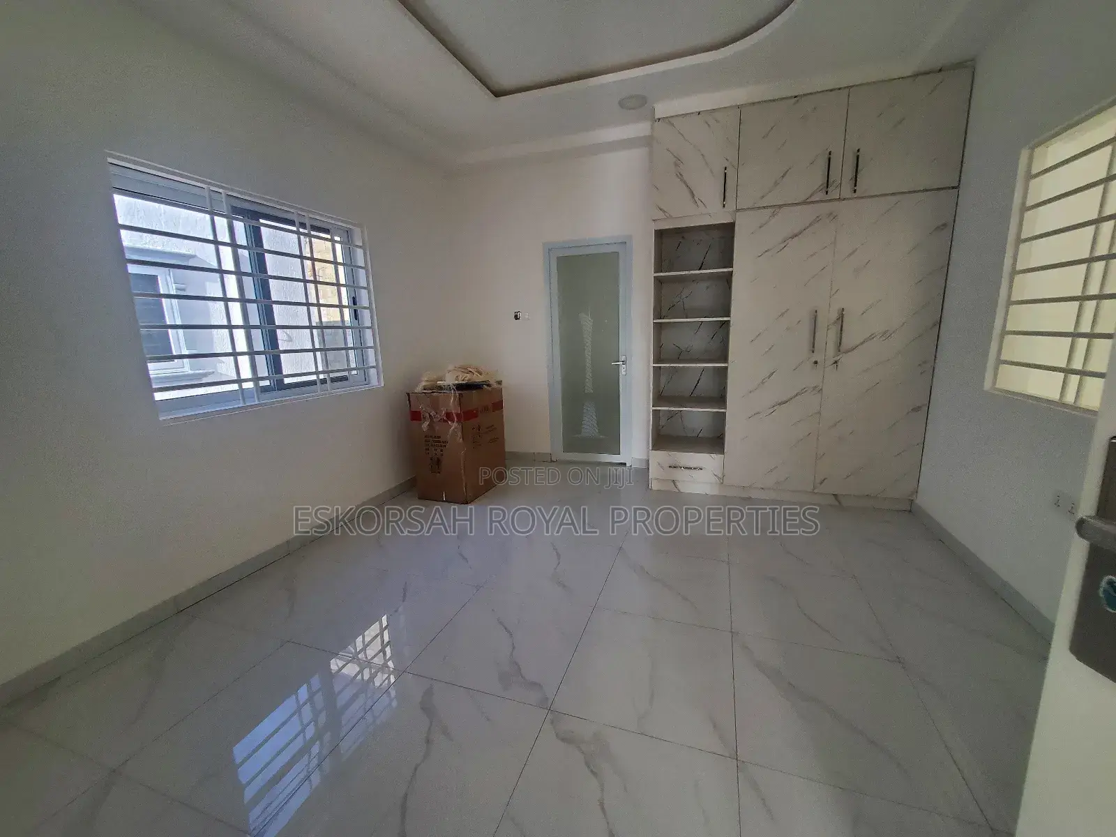 4bdrm House in Lakeside for sale