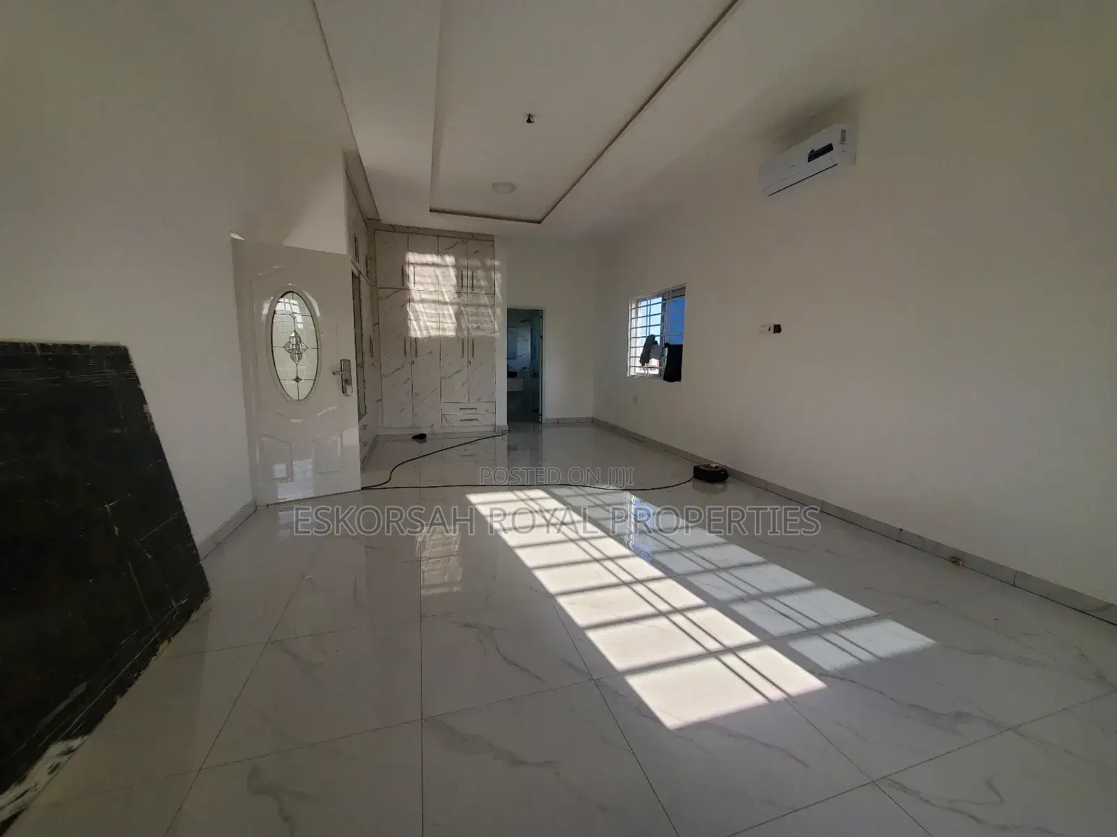 4bdrm House in Lakeside for sale