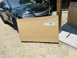 Big Screen Uhd Smart Samsung 55”Cu800