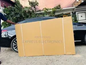 Big Display Big Screen UHD Smart Samsung 75”Cu8000