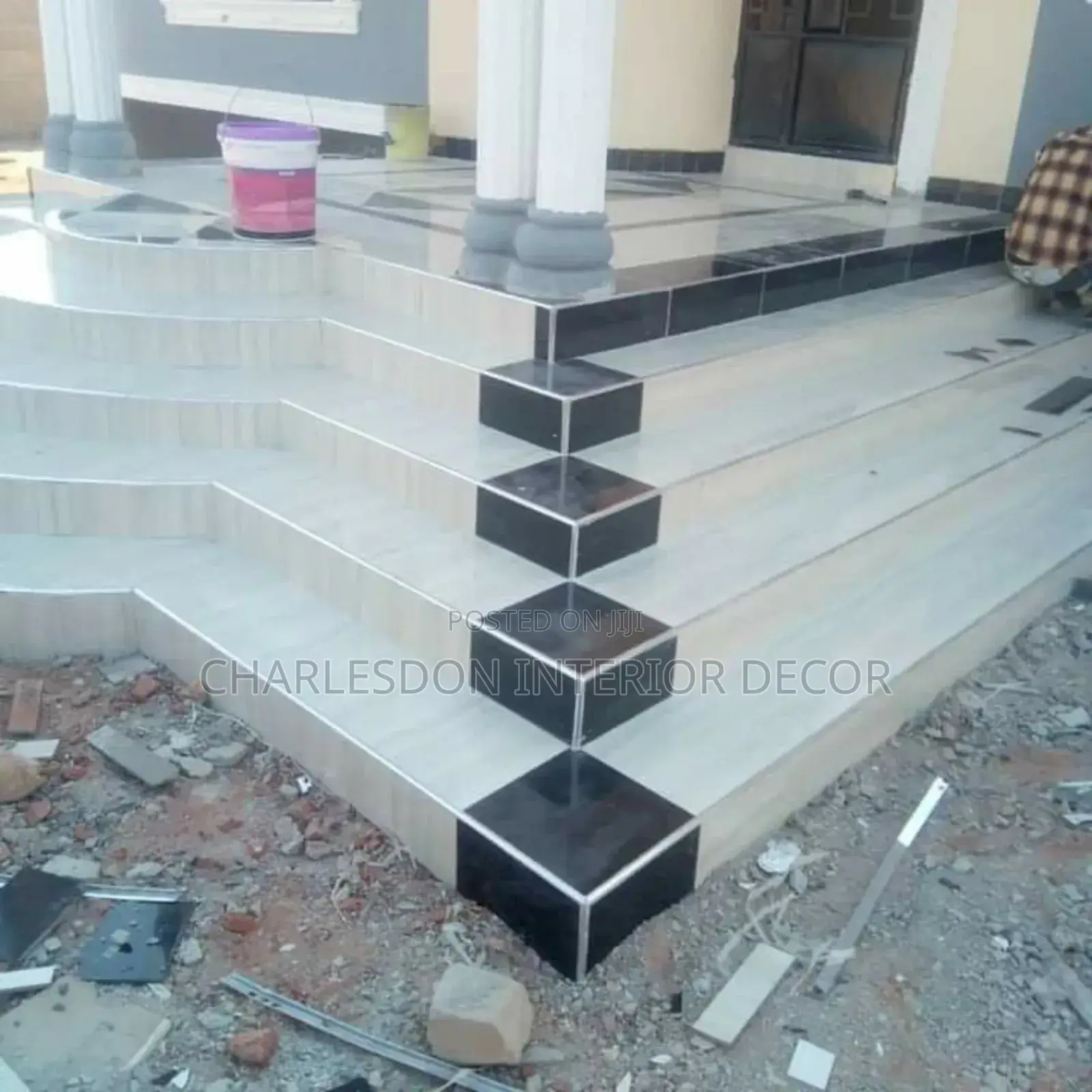 Quality Tilling Installation , and Screeding