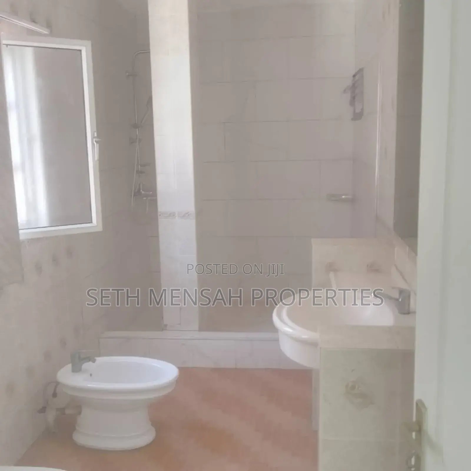 5bdrm House in Skm Properties, Cantonments for sale