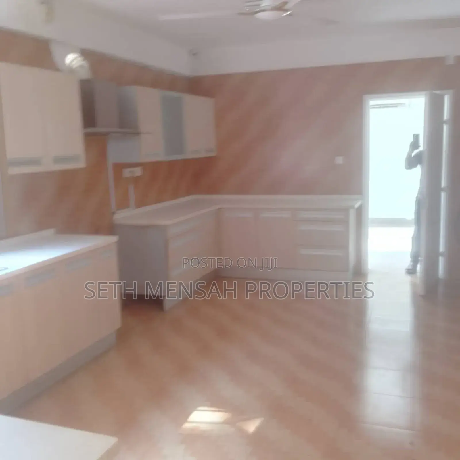 5bdrm House in Skm Properties, Cantonments for sale