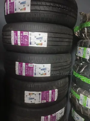 Tires Tyres for Corolla