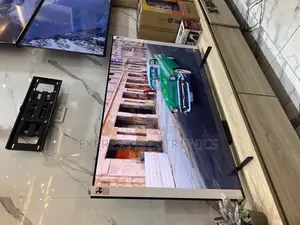 Samsung Qled Smart 85”Q70c Glossy Slim Tev