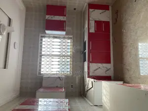 Executive Three Bedrooms Apartments Available for Rent