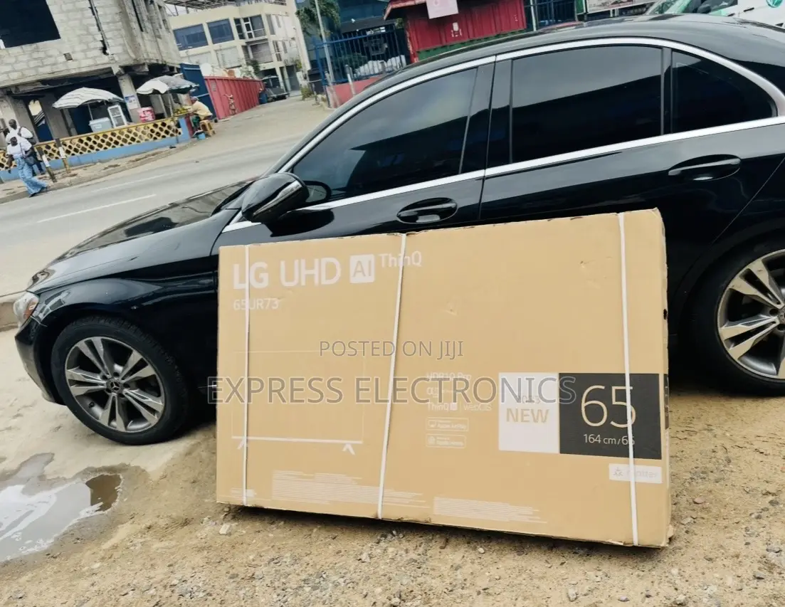 Ultra Thin UHD Display Smart LG 65” UR73