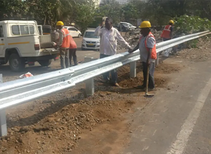 Road Safety Metal Beam Crash Barrier