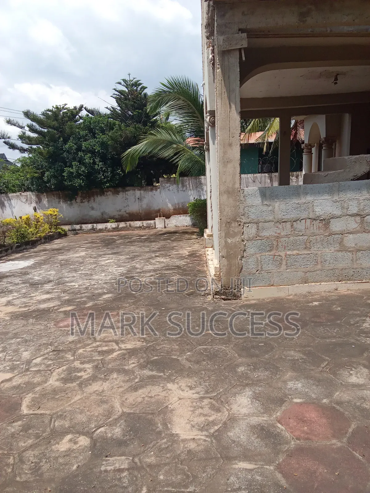 5bdrm House in Bortiano for sale
