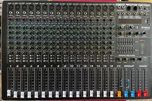Yamaha SMX16 16channels Professional Mixer