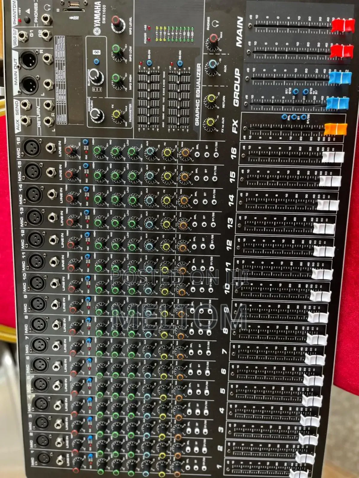Yamaha SMX16 16channels Professional Mixer