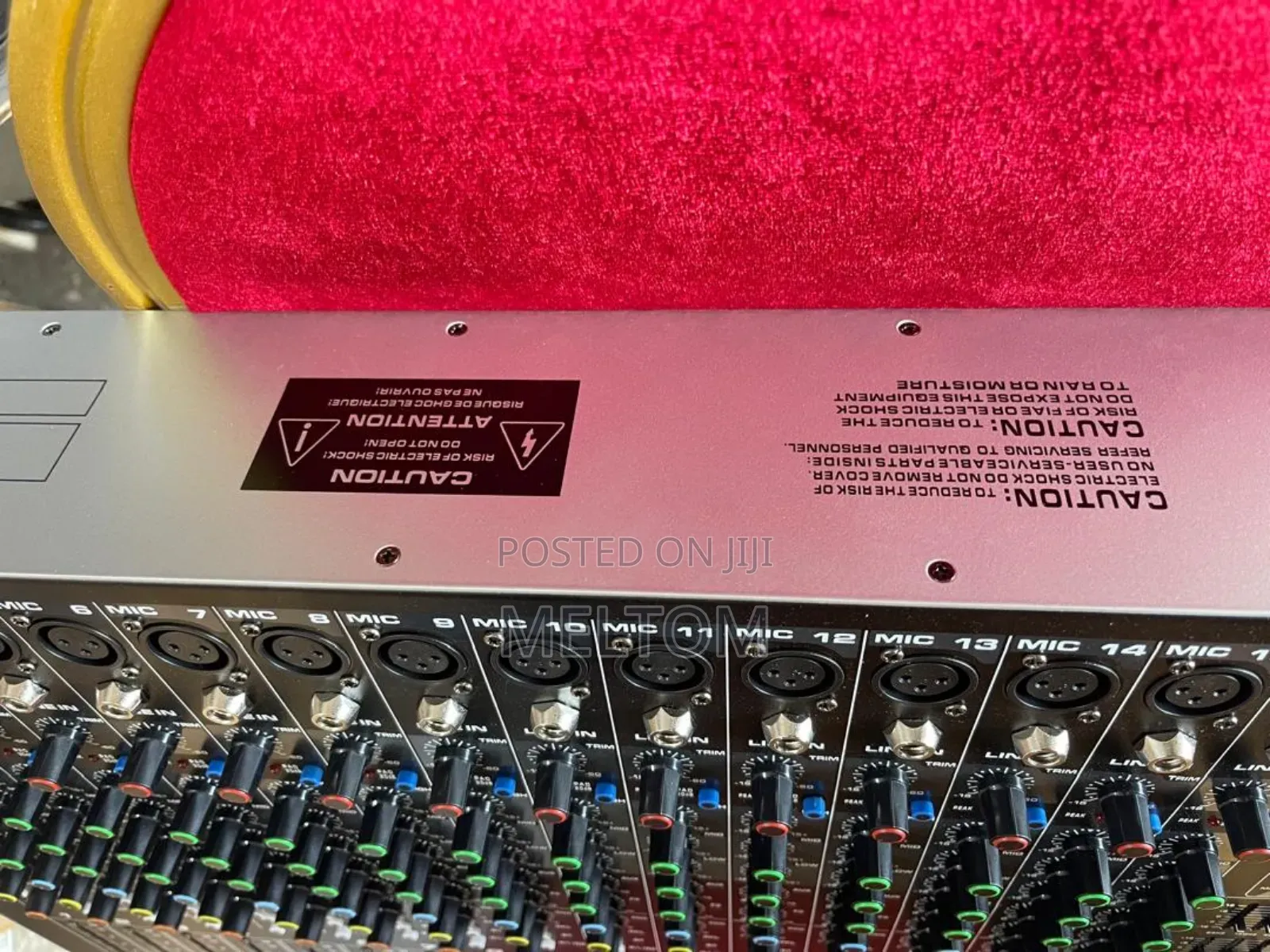Yamaha SMX16 16channels Professional Mixer