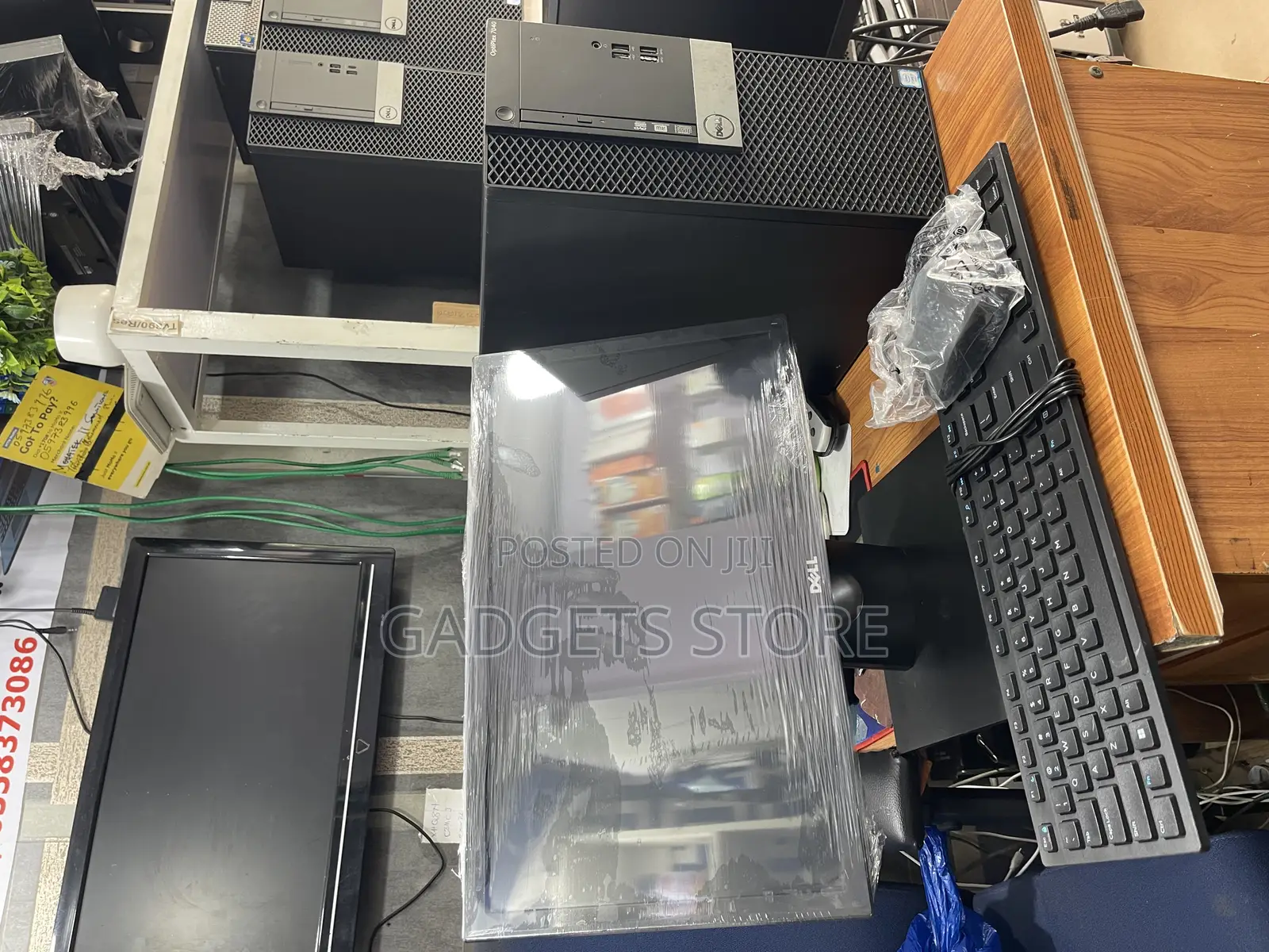 Desktop Computer Dell OptiPlex 7070 8GB Intel Core I7 SSD 512GB
