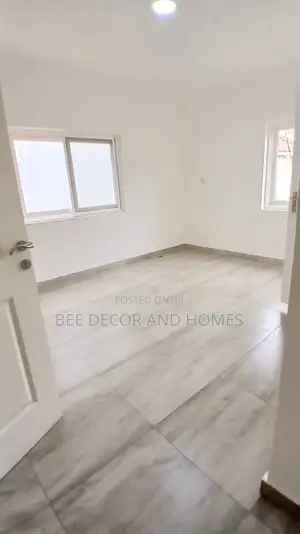 3bdrm Apartment in American House, East Legon for rent