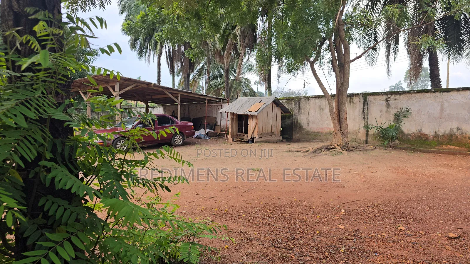 5bdrm House in Fredimens Real, Kumasi Metropolitan for sale