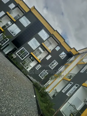 1bdrm Apartment in $40,000 Amrahia, Adenta for sale