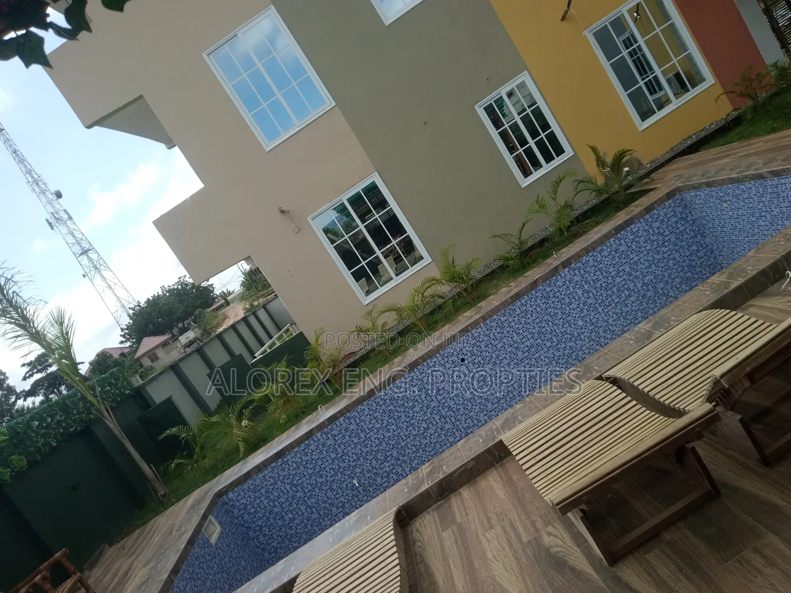 1bdrm Apartment in $40,000 Amrahia, Adenta for sale