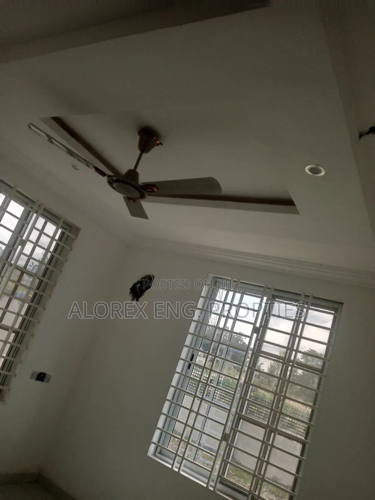 1bdrm Apartment in $40,000 Amrahia, Adenta for sale