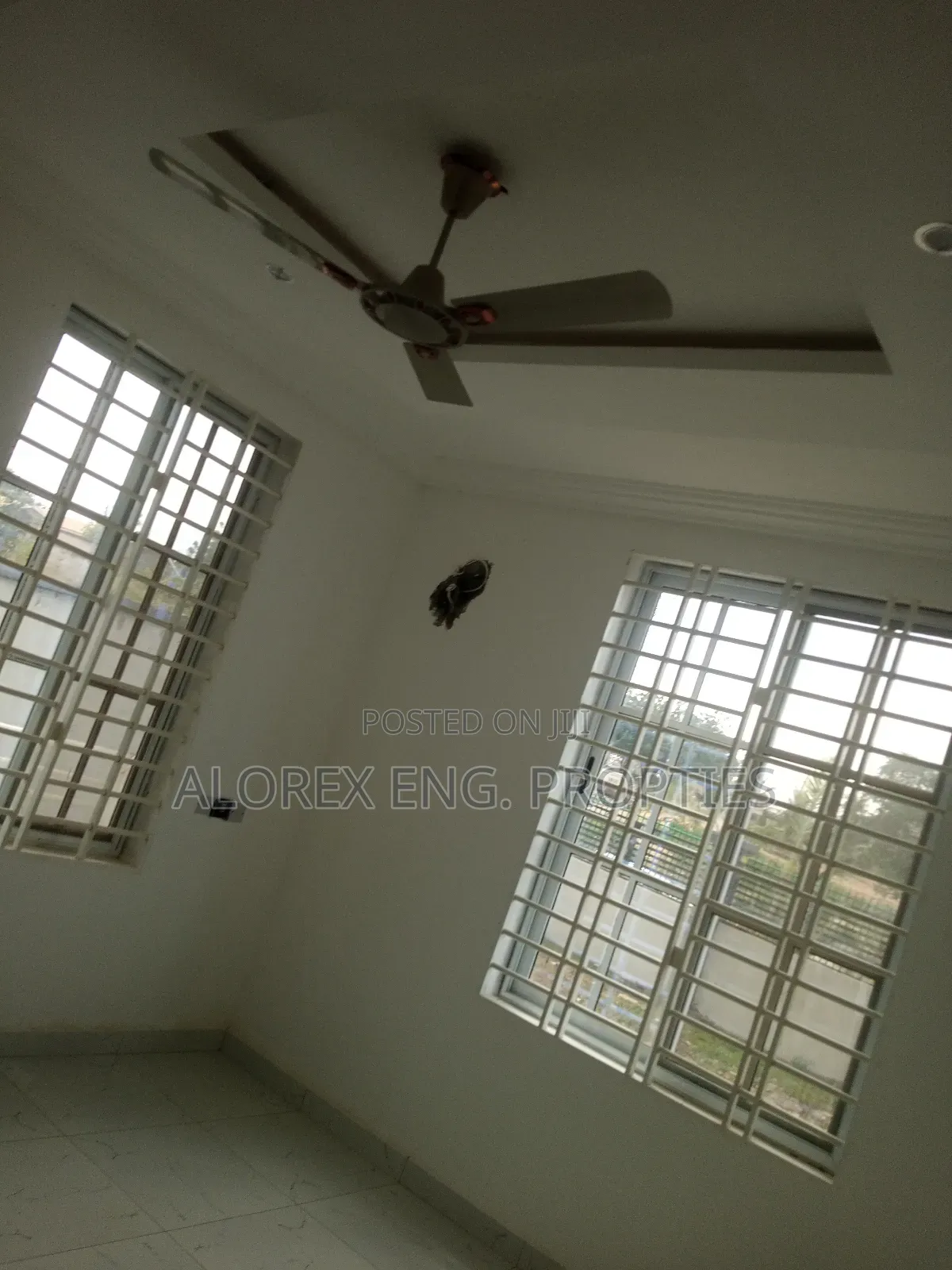 1bdrm Apartment in $40,000 Amrahia, Adenta for sale