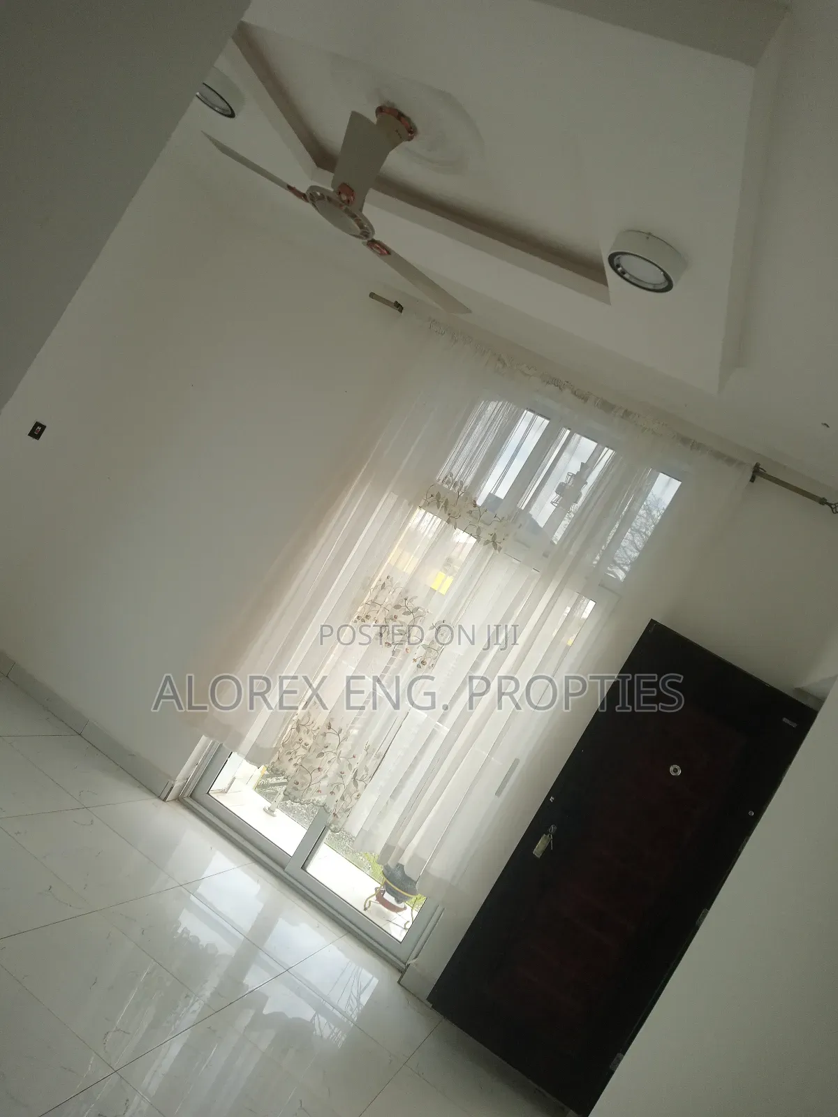 1bdrm Apartment in $40,000 Amrahia, Adenta for sale