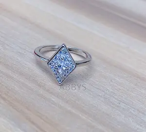 Kite-cut Silver Promise Ring