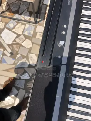 Korg SP 170s Digital Piano Keyboard