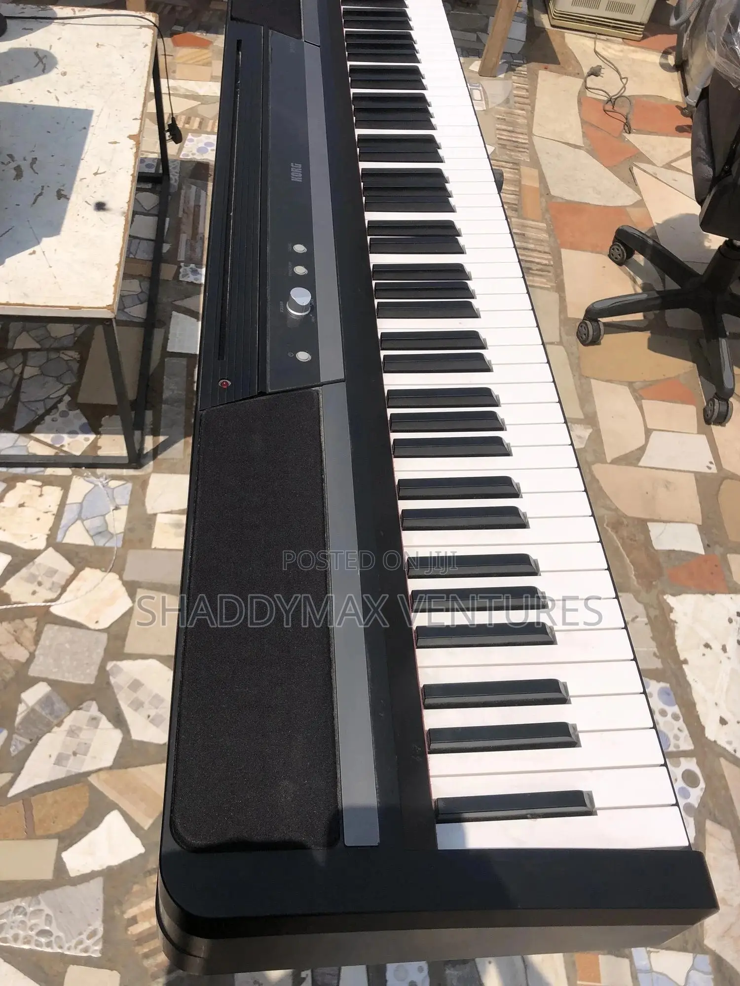 Korg SP 170s Digital Piano Keyboard