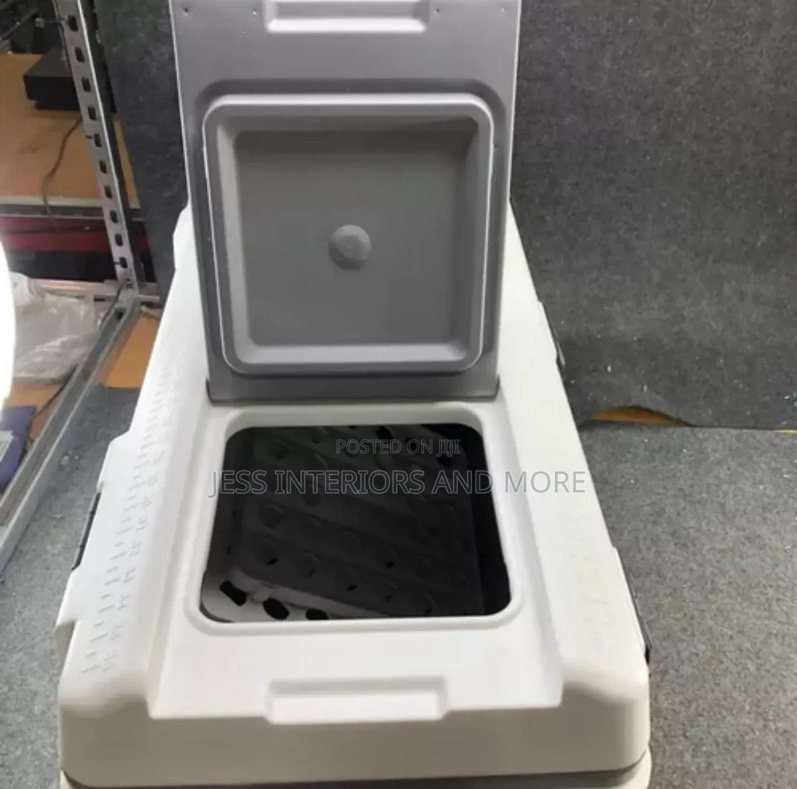 Igloo 165-Quart Maxcold Ice Chest