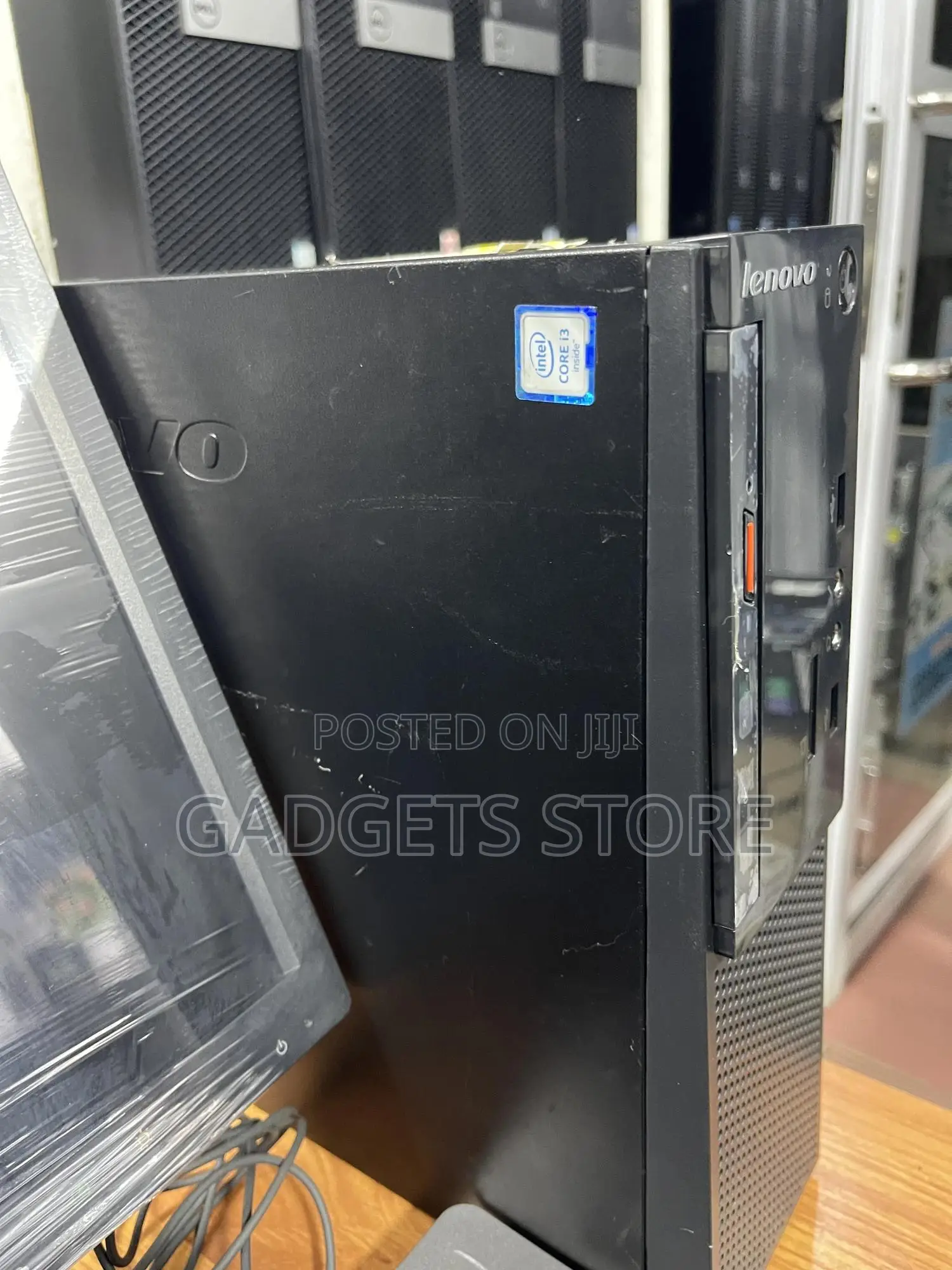 Desktop Computer Lenovo 8GB Intel Core I3 HDD 250GB