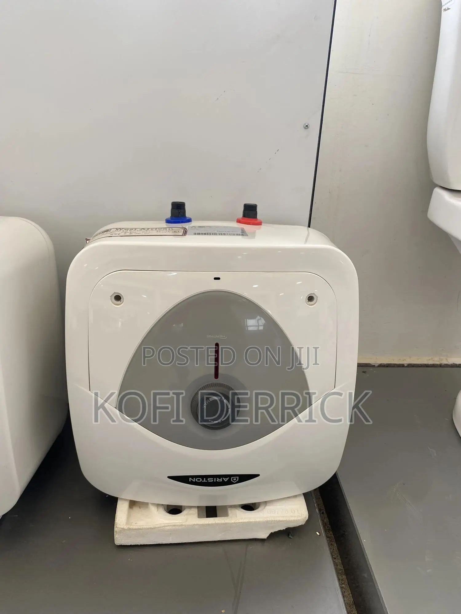 Water Heater 10l (Italy)- Ariston Water Heater - 10l Ariston