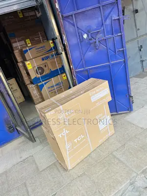 Auto Mode Display on-Off Split Inverter TCL 2.5hp