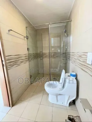 2bdrm Apartment in American House for rent