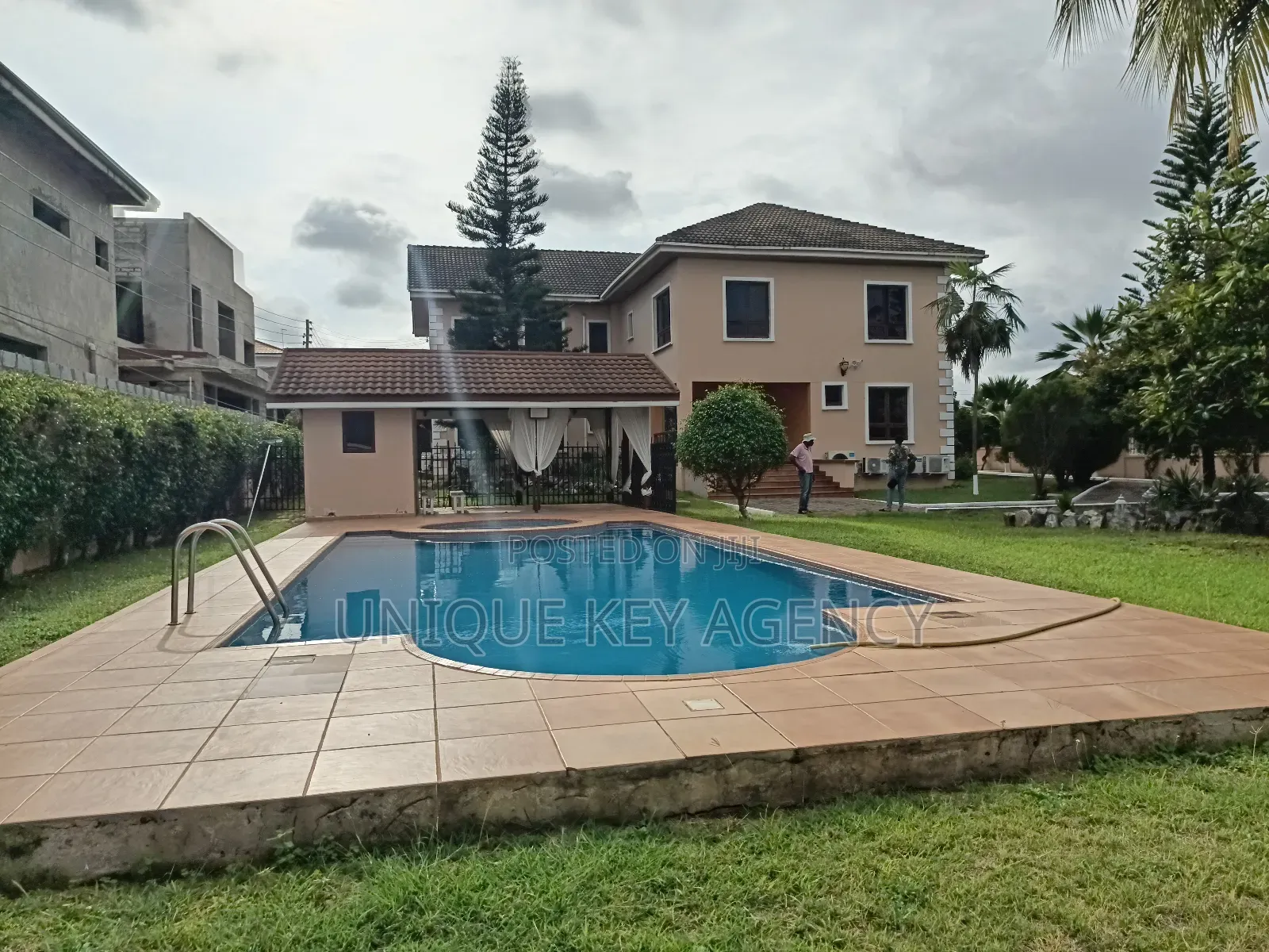 7bdrm House in Unique Key Agency, Airport Residential Area for rent