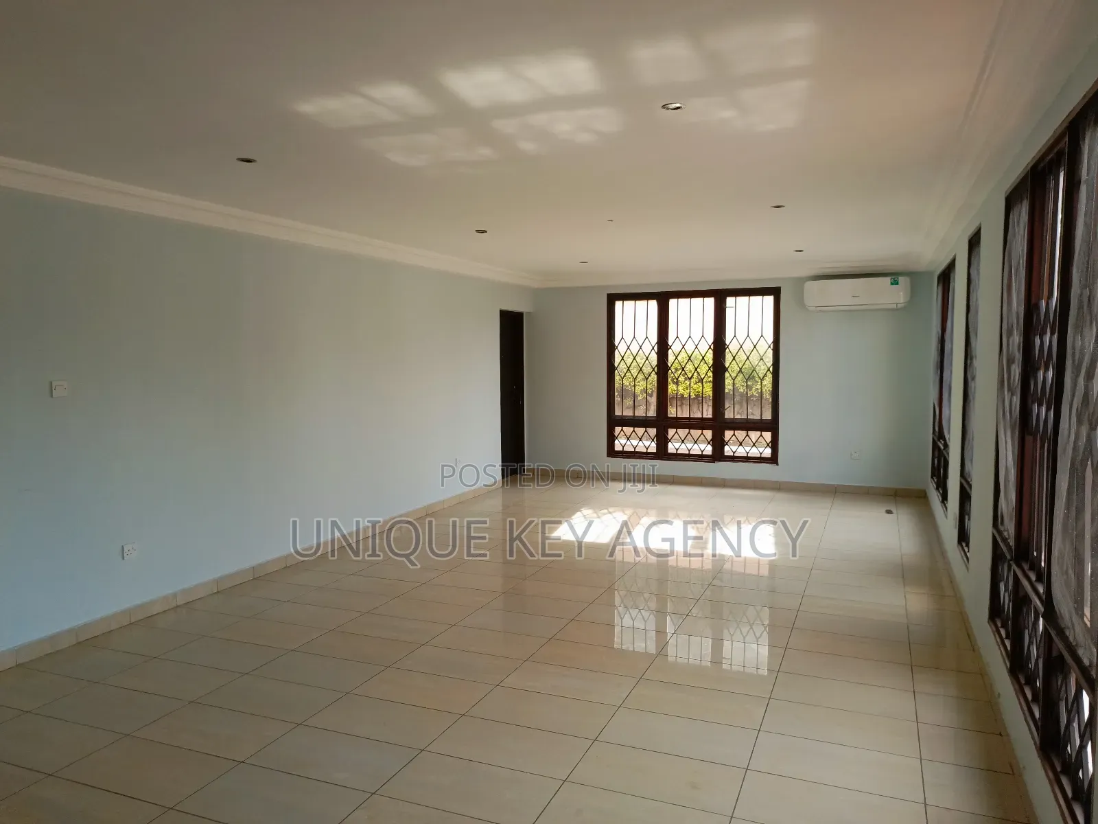 7bdrm House in Unique Key Agency, Airport Residential Area for rent