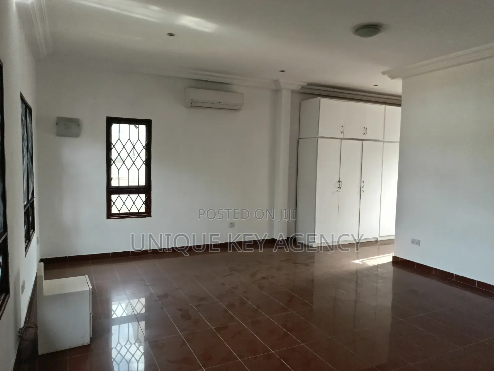7bdrm House in Unique Key Agency, Airport Residential Area for rent