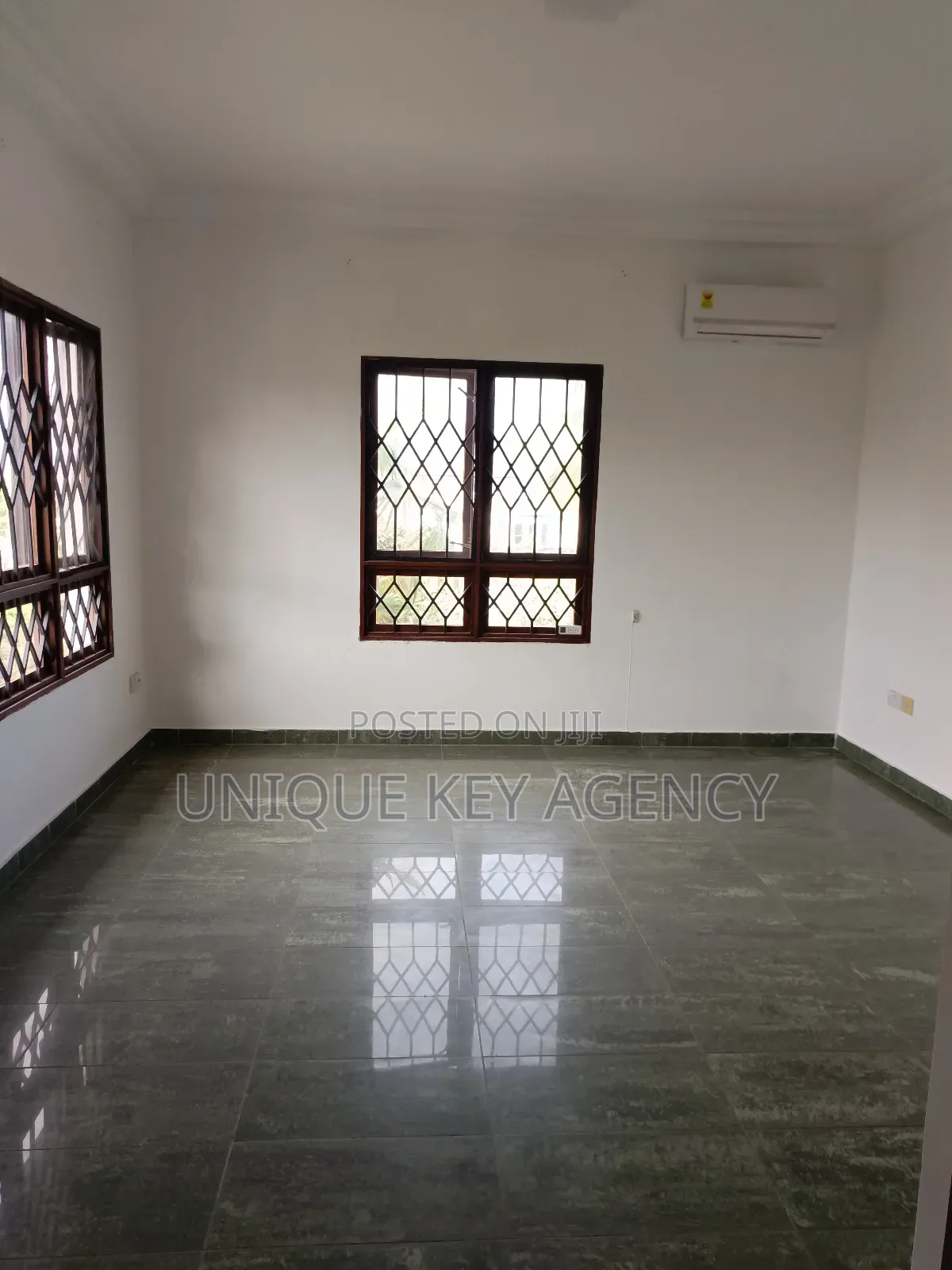 7bdrm House in Unique Key Agency, Airport Residential Area for rent