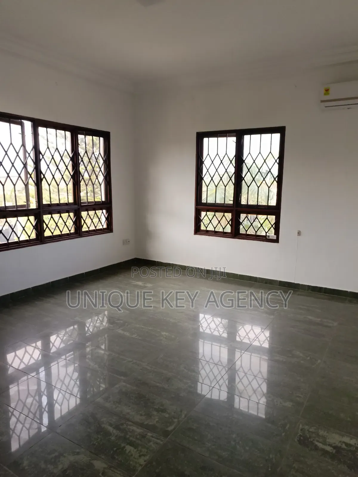 7bdrm House in Unique Key Agency, Airport Residential Area for rent